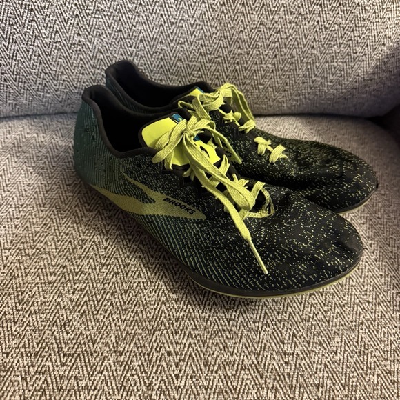 Brooks Other - Brooks Men's Mach 19 Spike Track‎ Racing Shoes Size 7 With Spikes